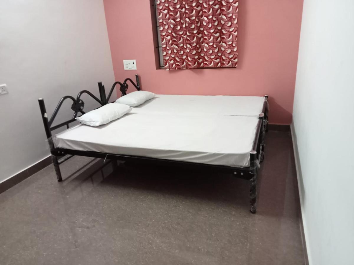 Allamanda Abode Aparthotel Τσενάι Εξωτερικό φωτογραφία