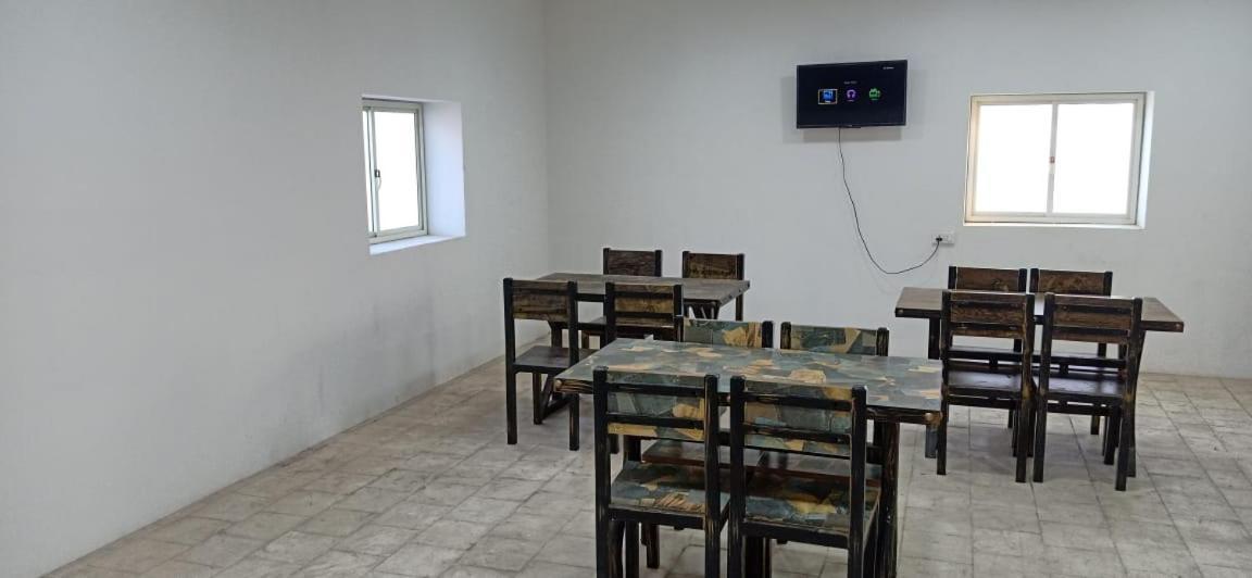 Allamanda Abode Aparthotel Τσενάι Εξωτερικό φωτογραφία